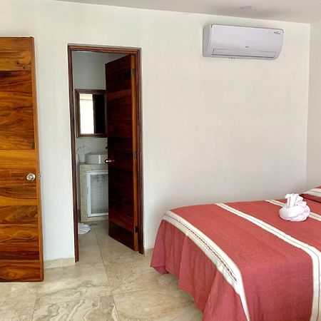 Aparthotel Solez Zihuatanejo Exterior foto